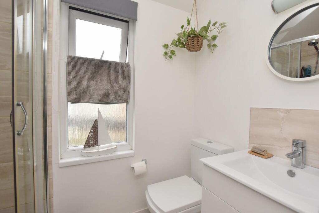 Additional property image - Pavilion Road, Folkestone