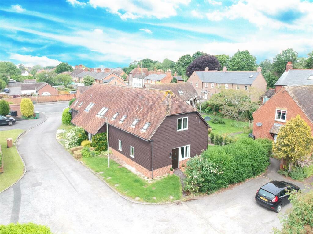 1 bedroom end of terrace house for sale in Bosley Crescent, Wallingford