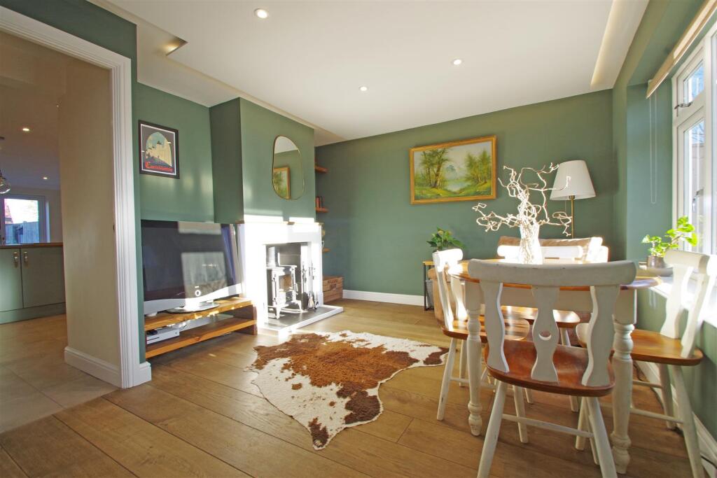 Main image of property: Kentwood Close, Cholsey, Wallingford