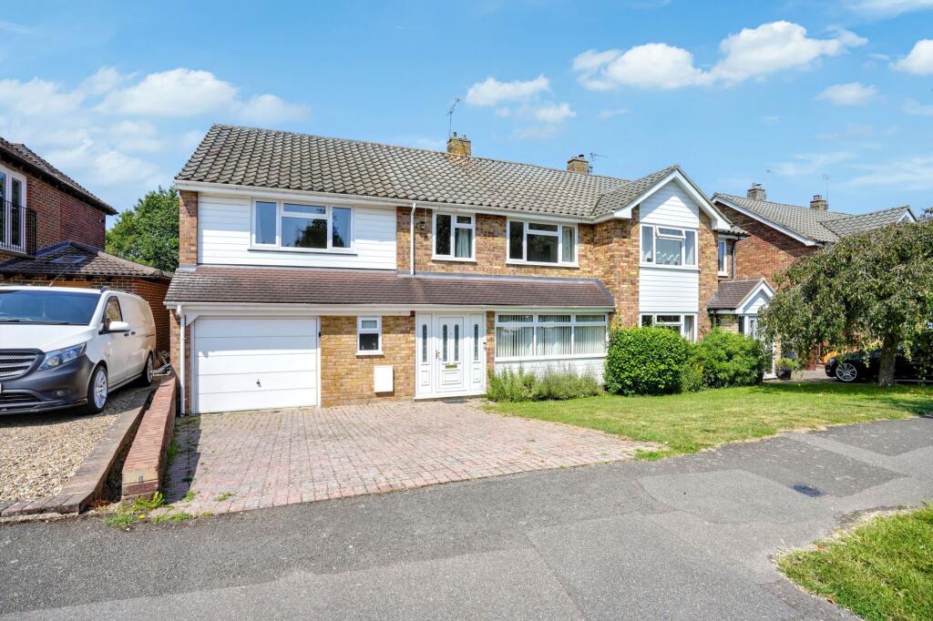 Main image of property: Berwyn Grove, Maidstone, ME15