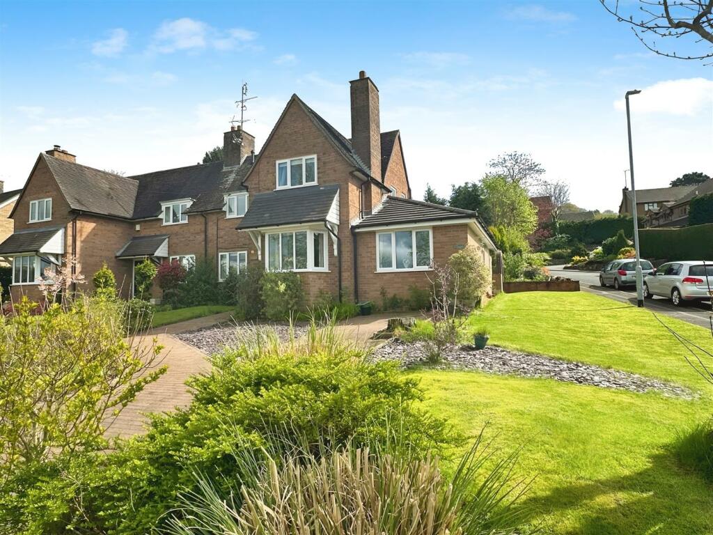 4 bedroom semidetached house for sale in Cheddleton Road, Birchall