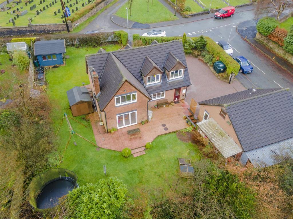 4 bedroom detached house for sale in Hot Lane, Biddulph Moor, StokeOn