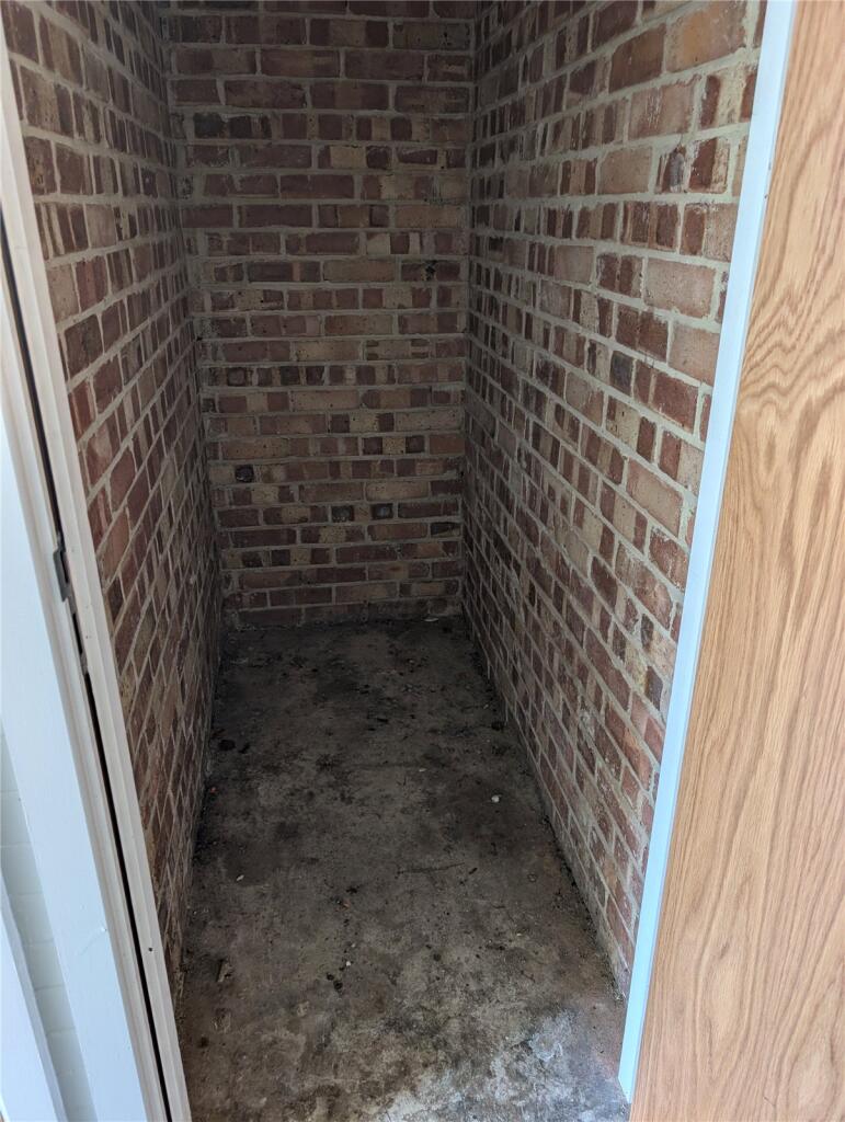 Additional image 9 of St. Johns Road, Yeovil, Somerset