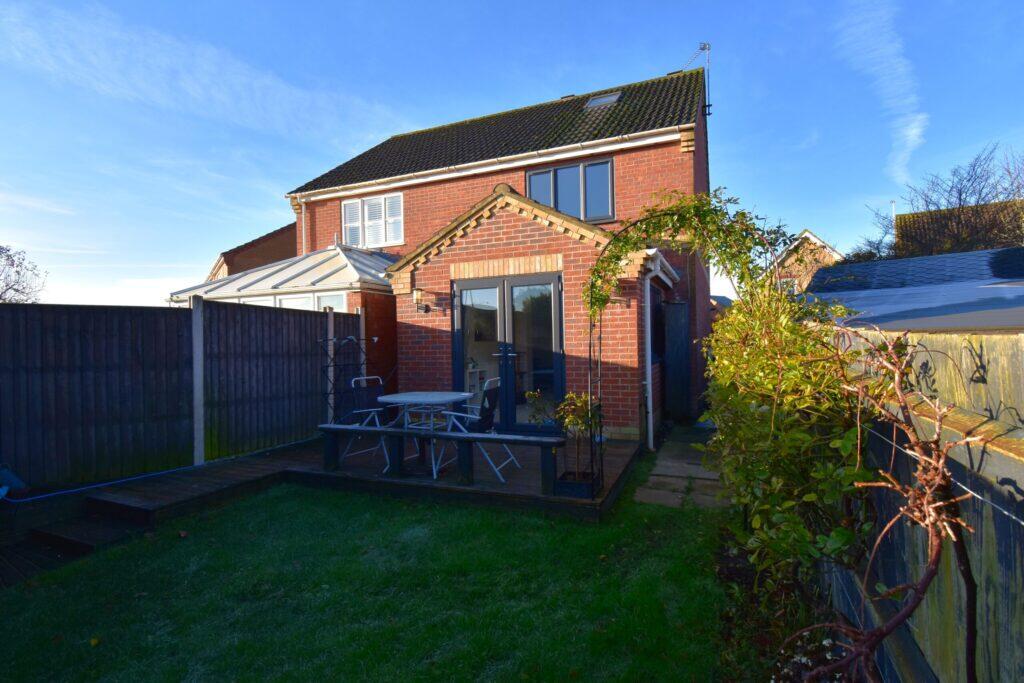 Main image of property: Maidens Close, Norwich, NR7 0RS