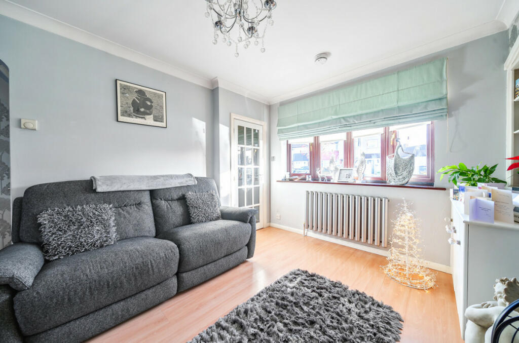 Additional property image - Fen Grove, Sidcup, DA15 8QQ