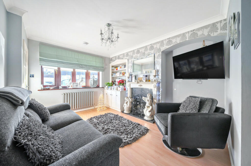 Additional property image - Fen Grove, Sidcup, DA15 8QQ