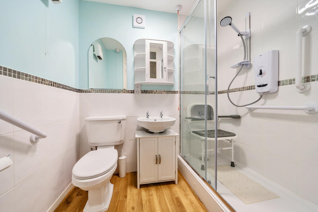 Additional property image - Mayplace Road East, Bexleyheath, DA7 6DJ