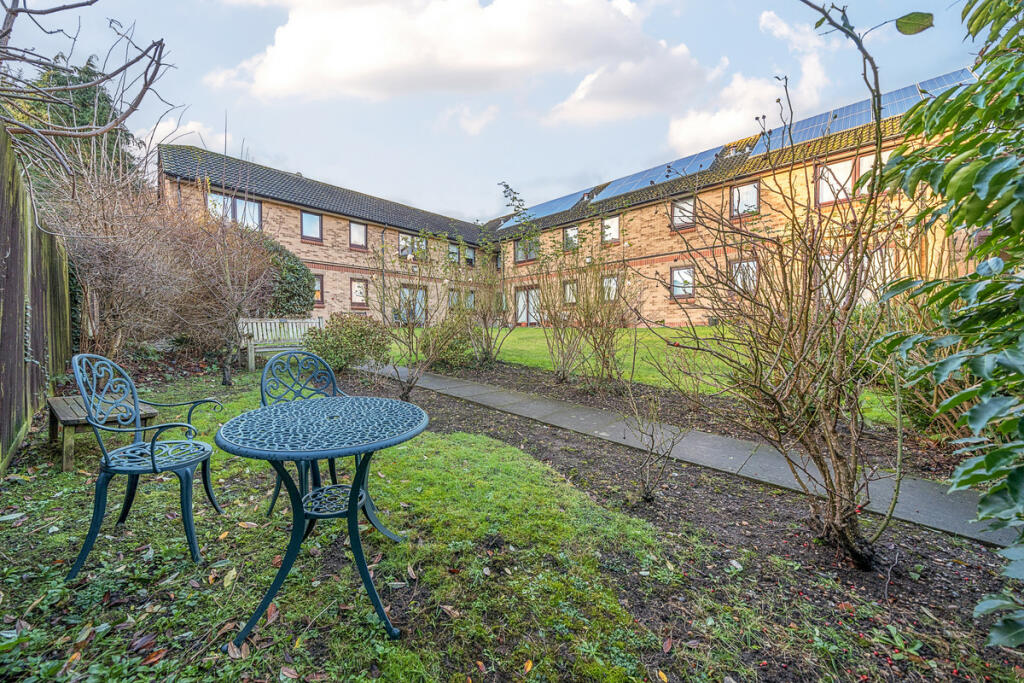 Additional property image - Mayplace Road East, Bexleyheath, DA7 6DJ