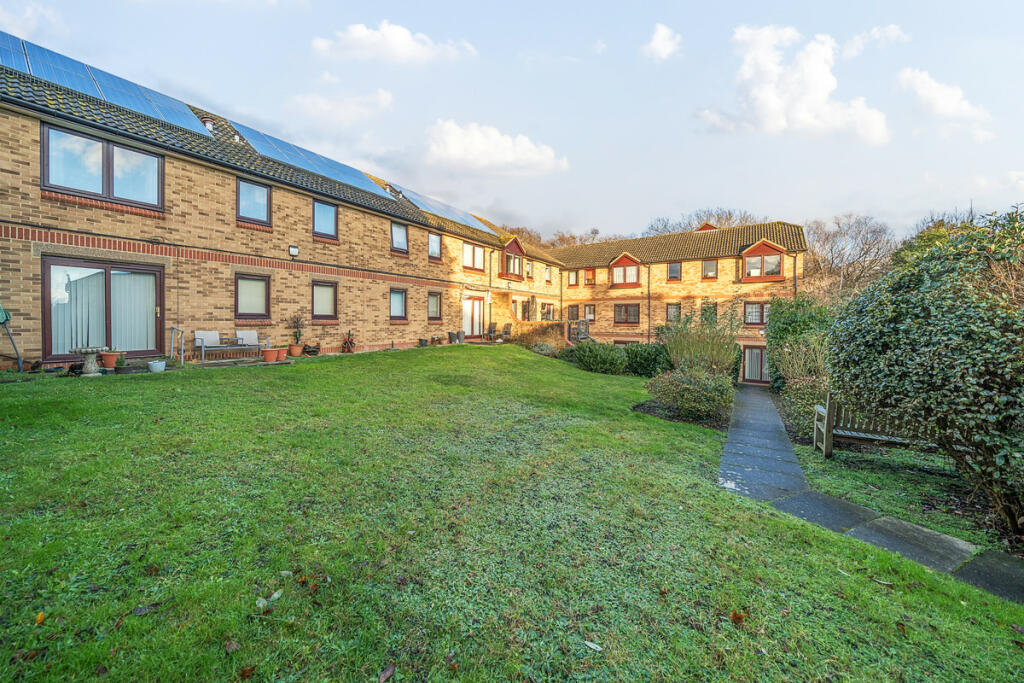 Additional property image - Mayplace Road East, Bexleyheath, DA7 6DJ