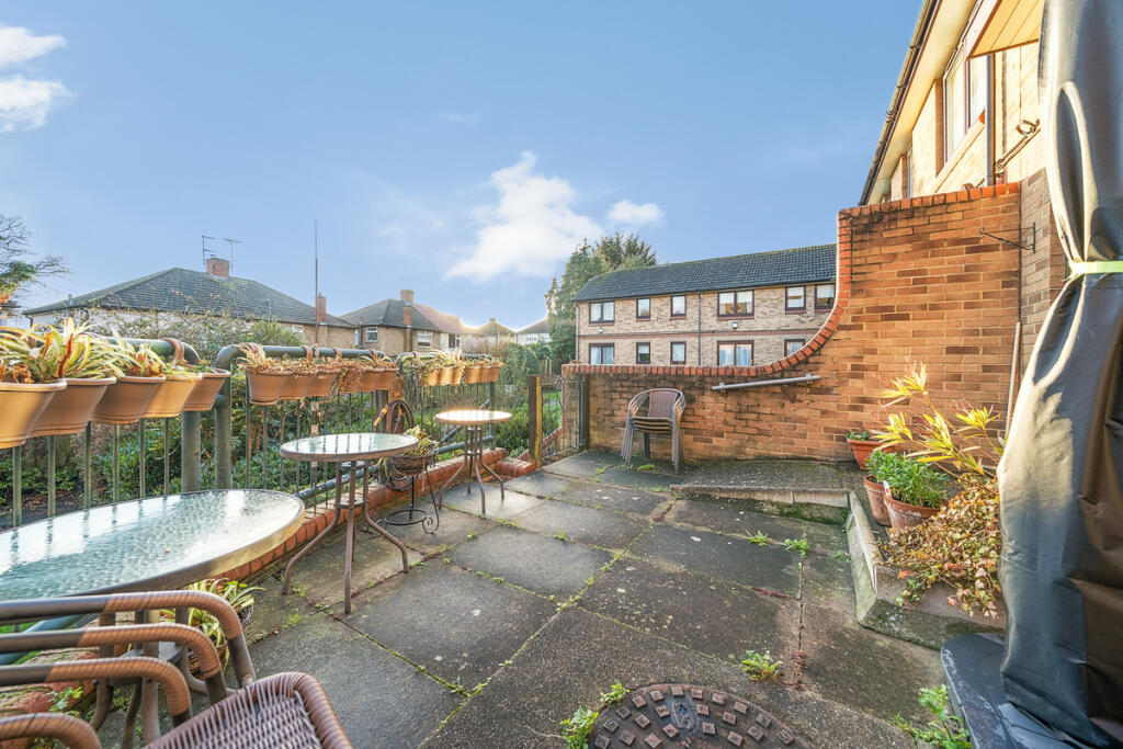 Additional property image - Mayplace Road East, Bexleyheath, DA7 6DJ