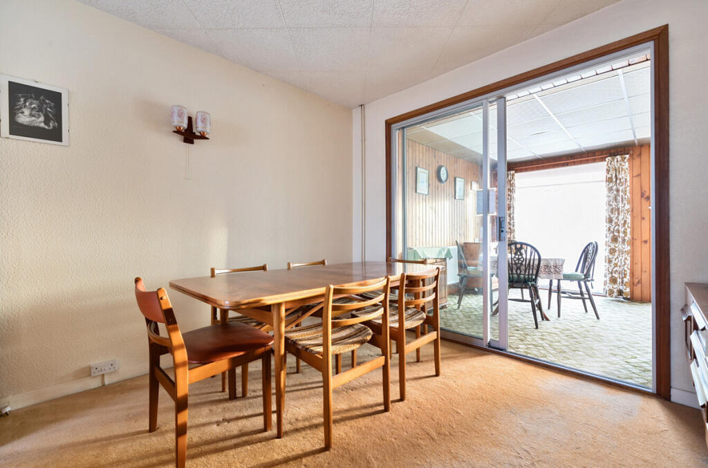 Additional property image - East Rochester Way, Sidcup, DA15 8TF
