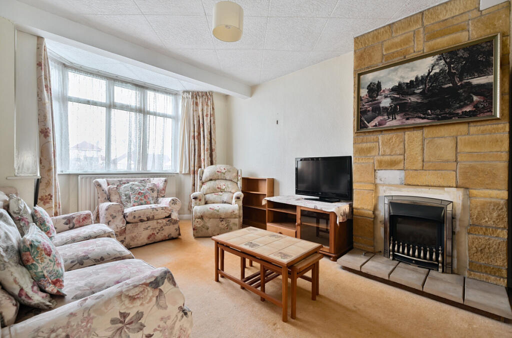 Additional property image - East Rochester Way, Sidcup, DA15 8TF