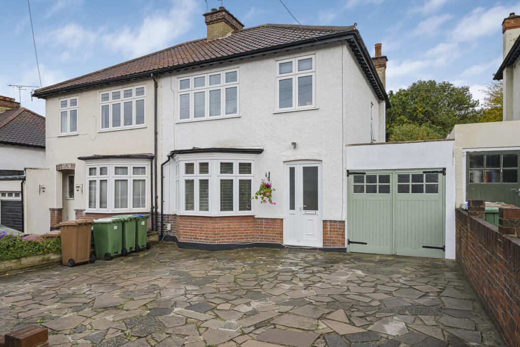 Main image of property: Bridgen Road, Bexley, DA5 1JF