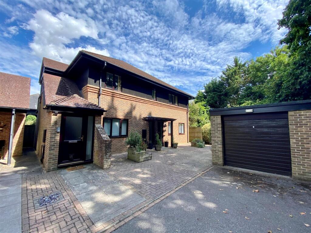 Main image of property: Baytree Close, Summersdale, Chichester