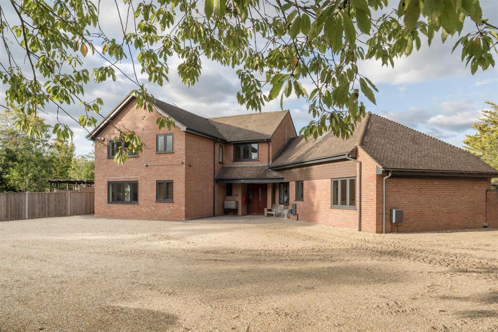 Main image of property: Wangfield Lane, Curdridge