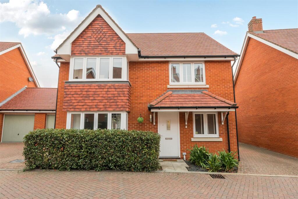 Main image of property: Cleverley Rise, Southampton