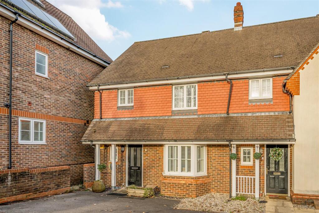 Main image of property: Jarvis Fields, Bursledon, Southampton