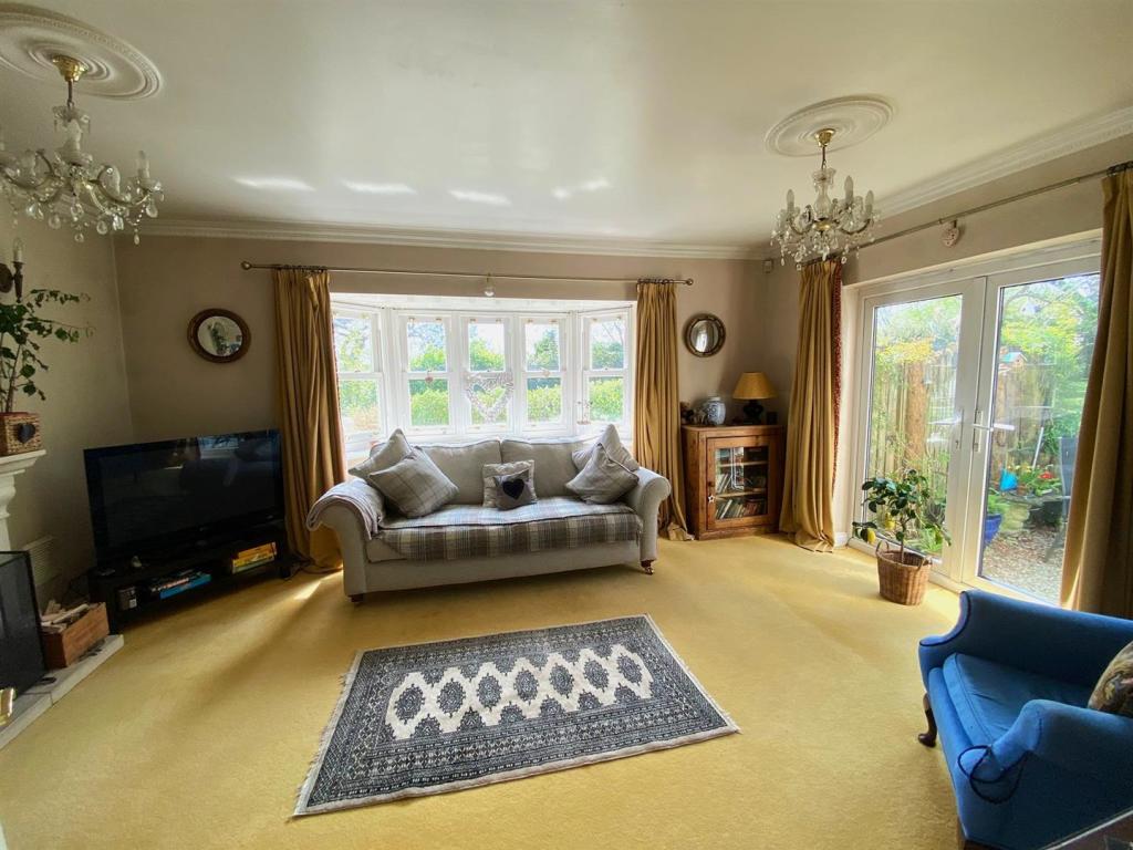 5 bedroom detached house for sale in Carmel Gardens, Tavistock, PL19