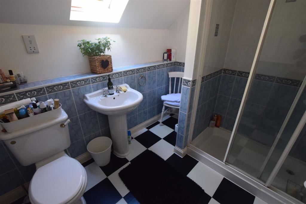 5 bedroom detached house for sale in Carmel Gardens, Tavistock, PL19