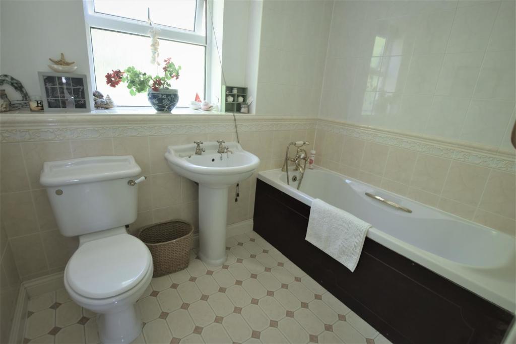 5 bedroom detached house for sale in Carmel Gardens, Tavistock, PL19