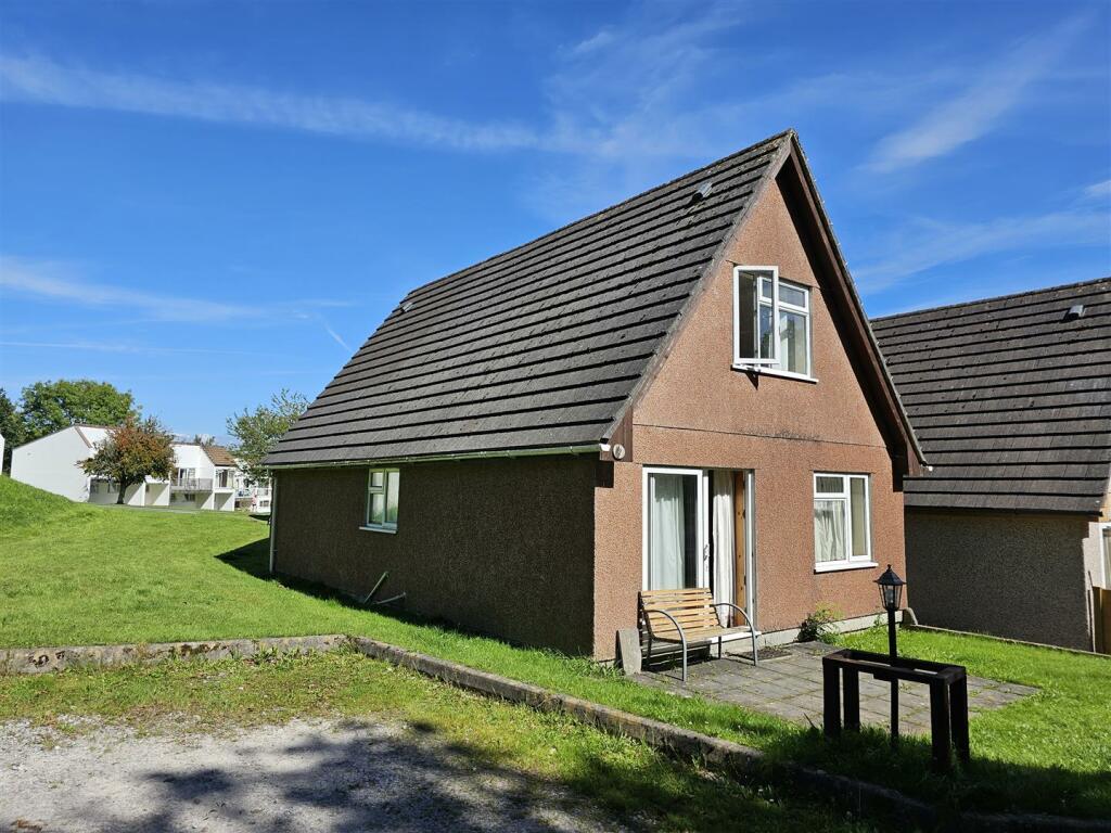 4 bedroom chalet for sale in Dartmoor View, Manor, Callington