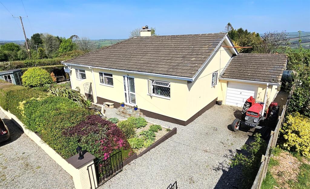 Main image of property: Coxpark, Gunnislake