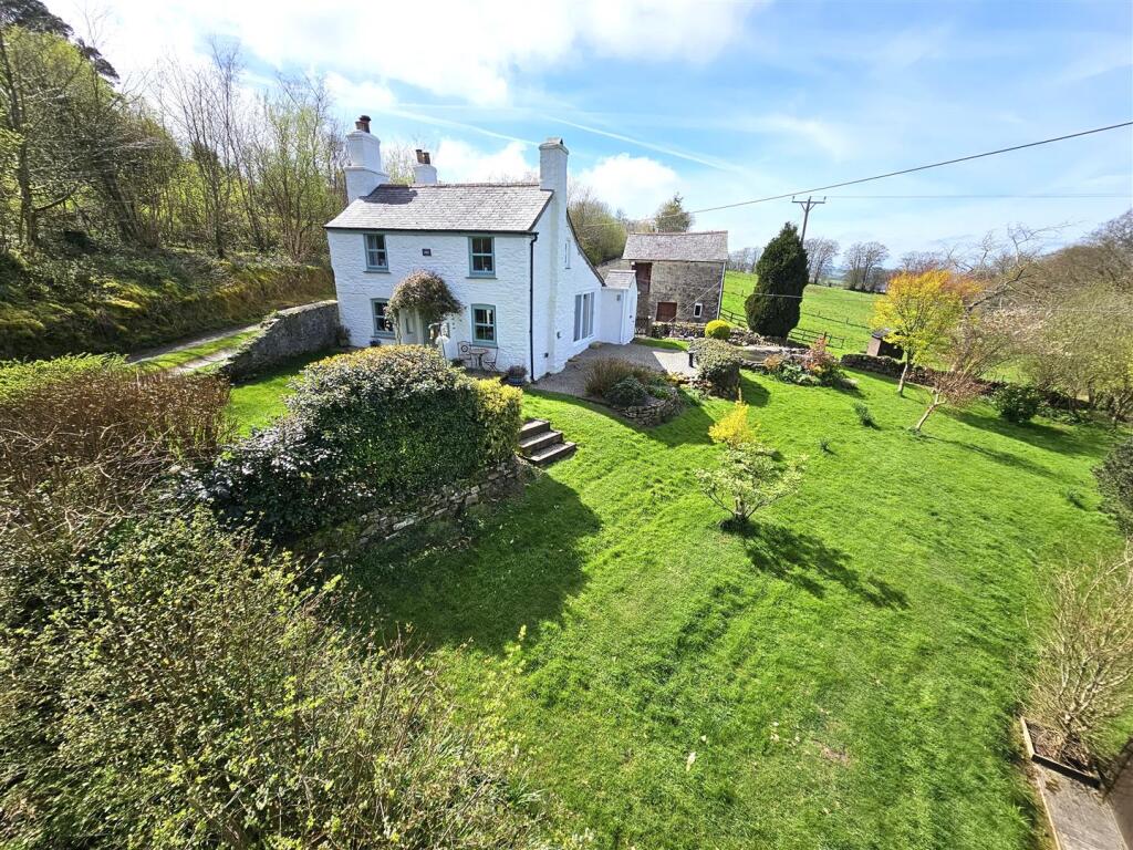 Main image of property: Coxpark, Gunnislake