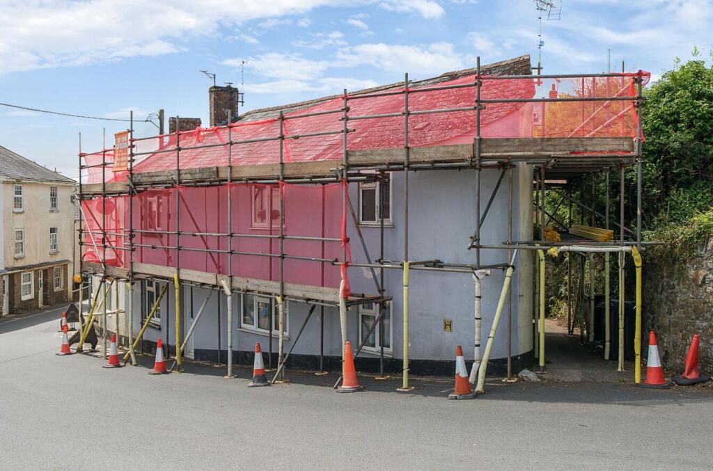 Main image of property: Fore Street, Loddiswell