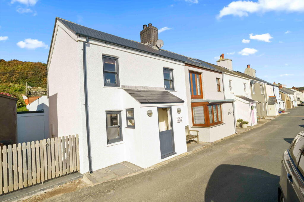 Main image of property: Beesands, Kingsbridge