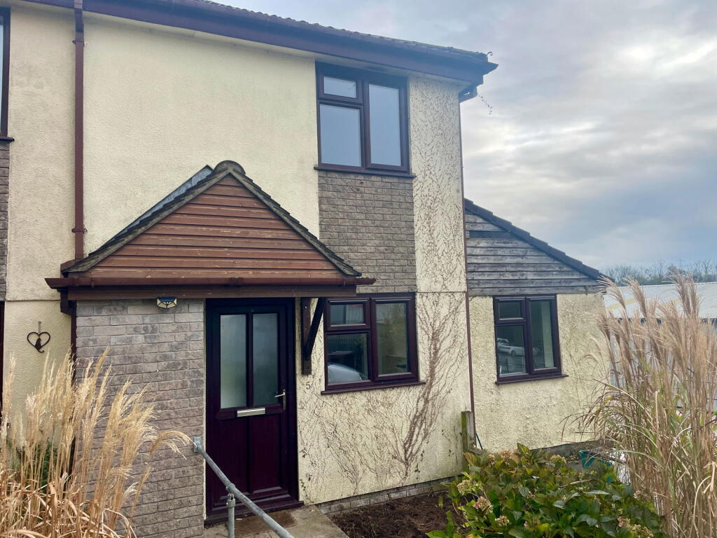 Main image of property: Hazeldene Close, Ivybridge