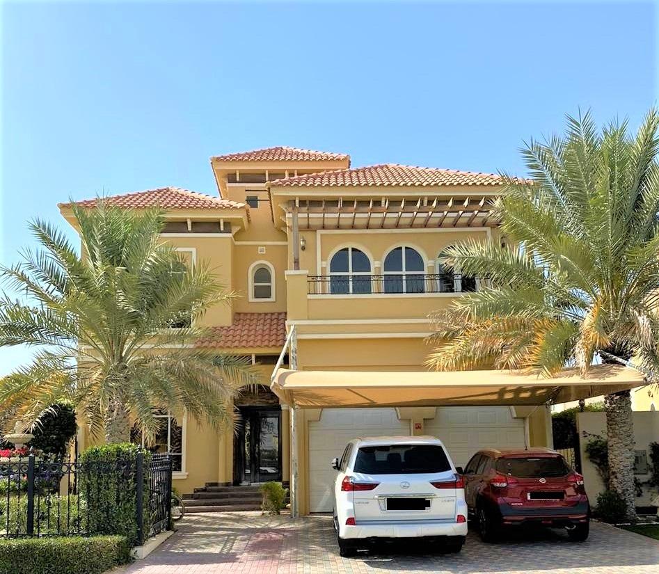 6 bedroom detached villa for sale in Dubai, UAE / Dubai