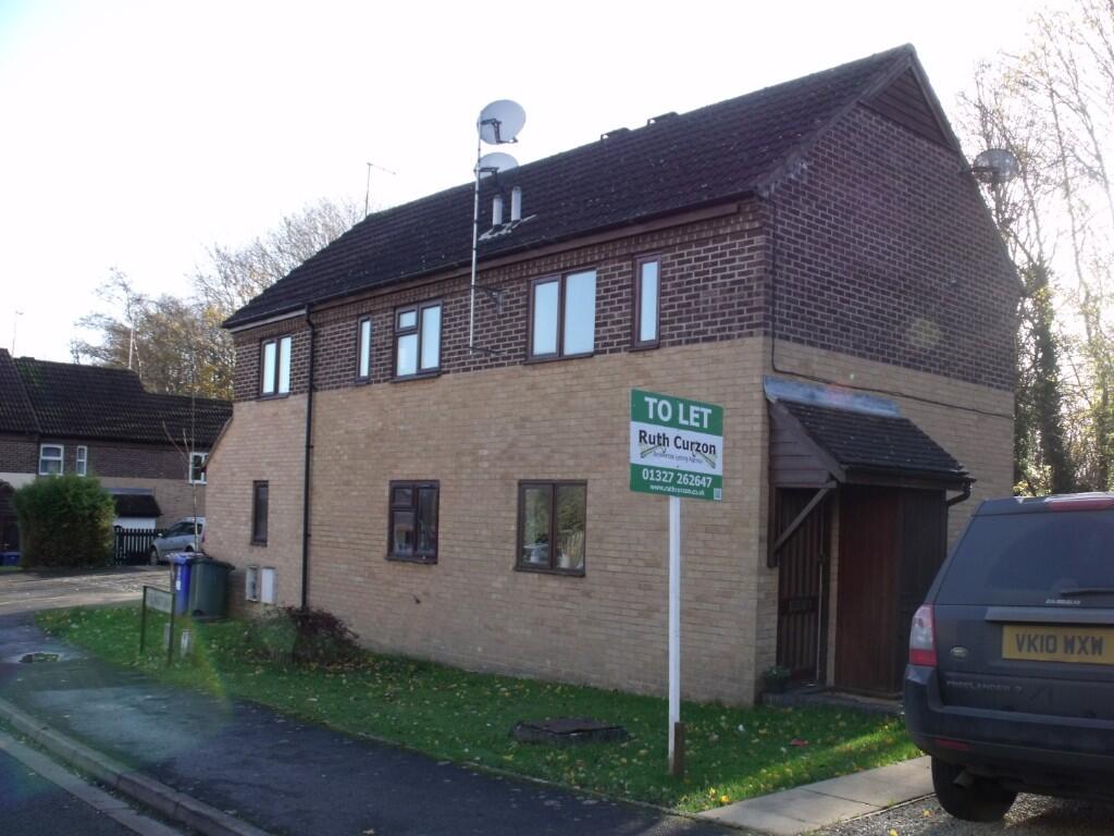 Main image of property: The Wisterias, Banbury, Oxfordshire, OX16