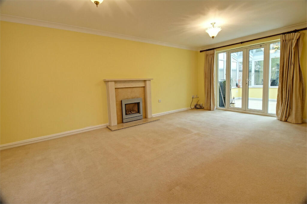 Brookfield Way, Lower Cambourne, Cambourne, CB23