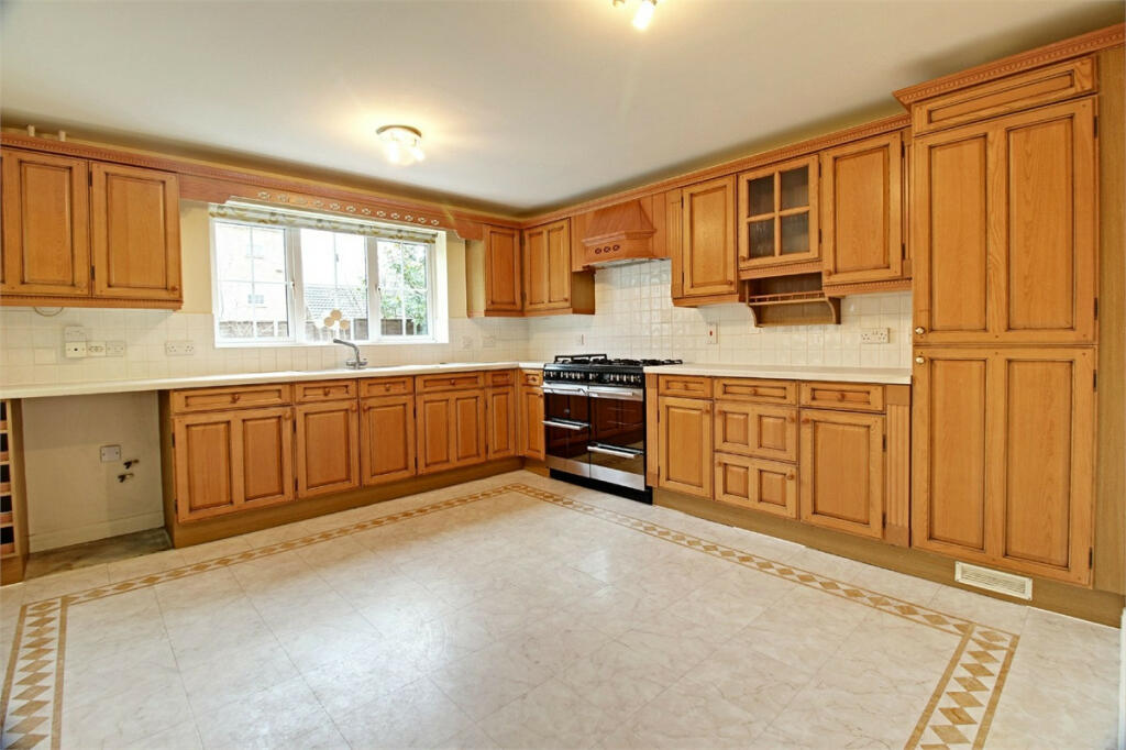 Brookfield Way, Lower Cambourne, Cambourne, CB23