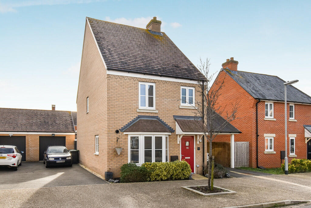 3 bedroom detached house for sale in Rutherford Way, Biggleswade, SG18