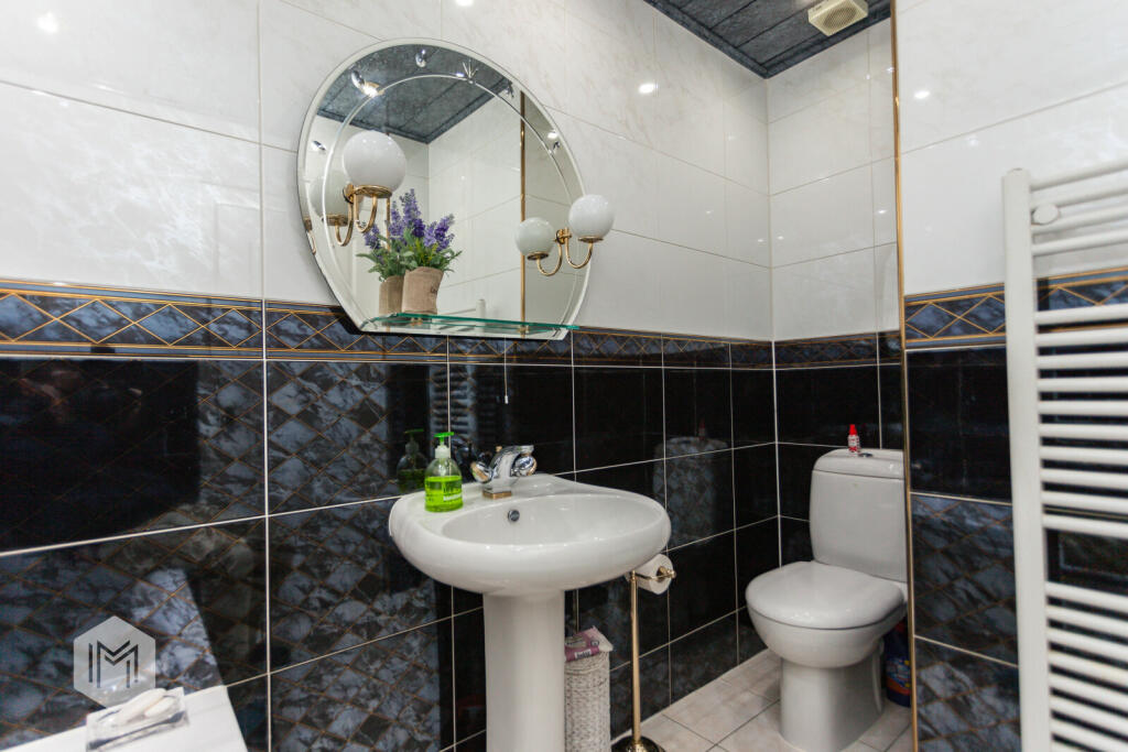 Additional property image - Whins Crest, Lostock, Bolton, Greater Manchester, BL6 4NH
