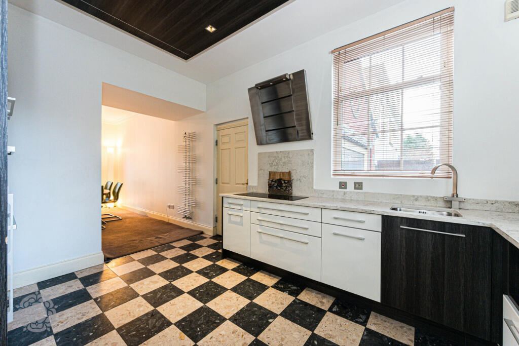 Additional property image - Albert Road, Bolton, Greater Manchester, BL1 5HE
