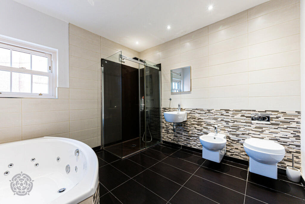 Additional property image - Albert Road, Bolton, Greater Manchester, BL1 5HE