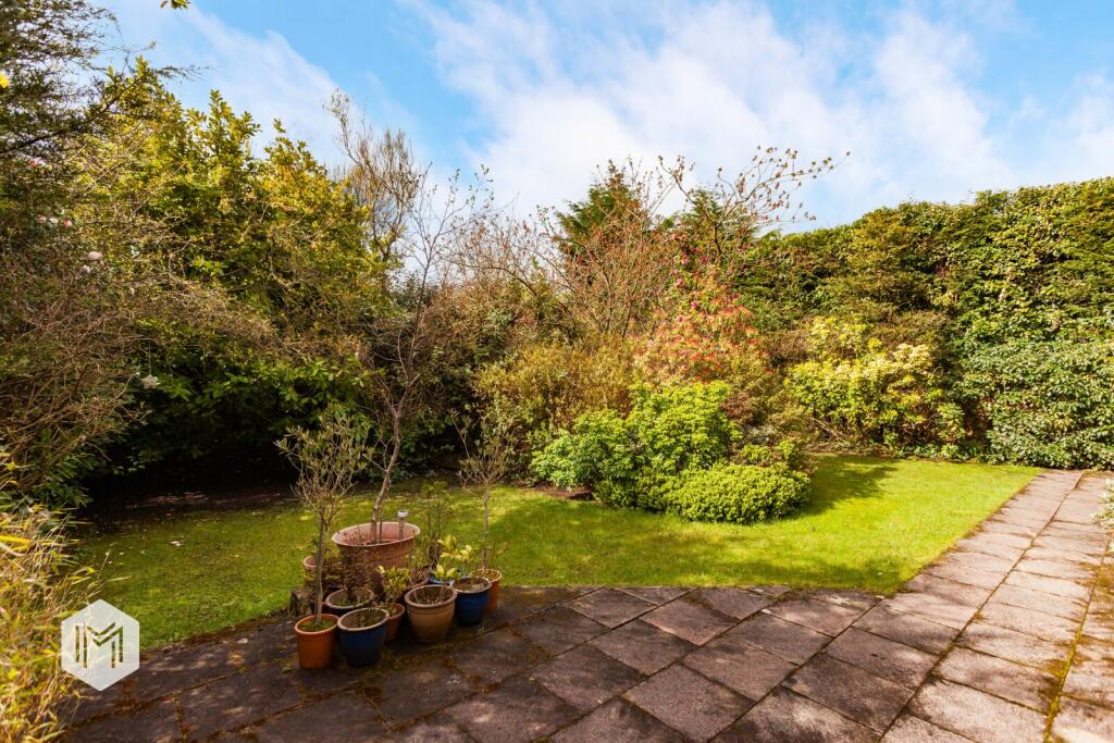 Additional property image - Whitland Avenue, Bolton, Greater Manchester, BL1 5FB