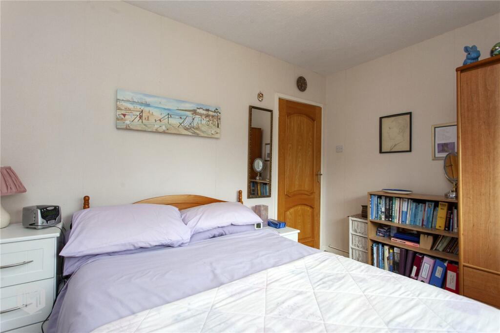 Additional property image - Thornton Close, Little Lever, Bolton, Greater Manchester, BL3 1NZ