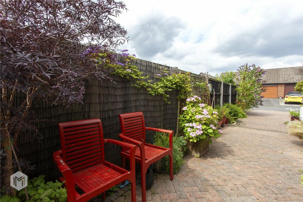 Additional property image - Thornton Close, Little Lever, Bolton, Greater Manchester, BL3 1NZ