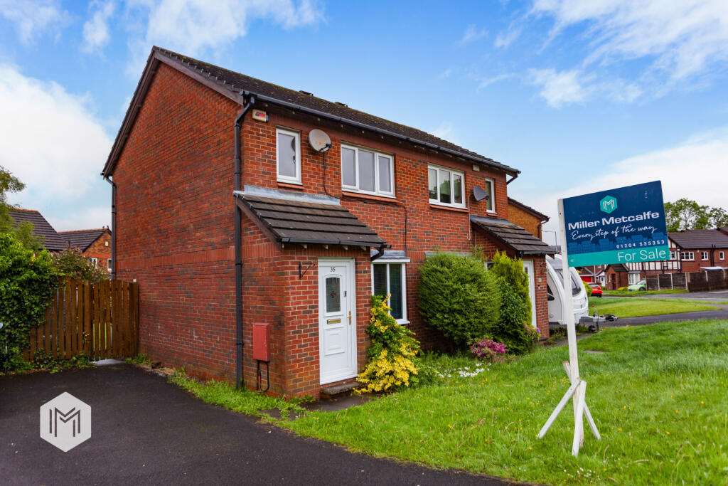 2 bedroom semidetached house for sale in Beaumont Chase, Bolton