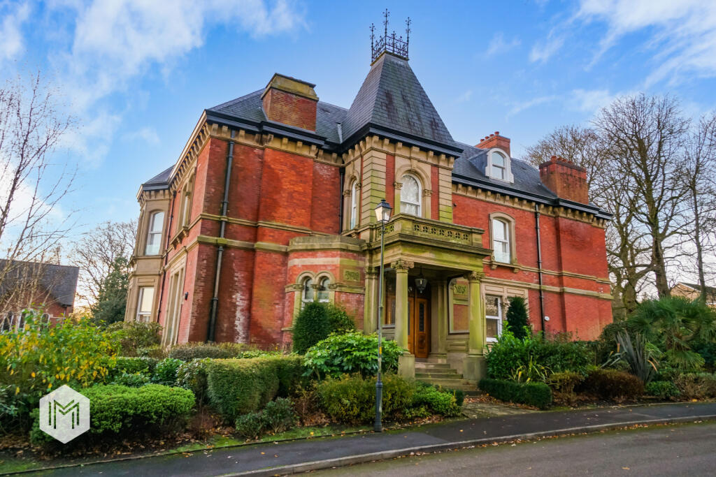 Additional property image - Clevelands Drive, Bolton, Greater Manchester, BL1 5GJ