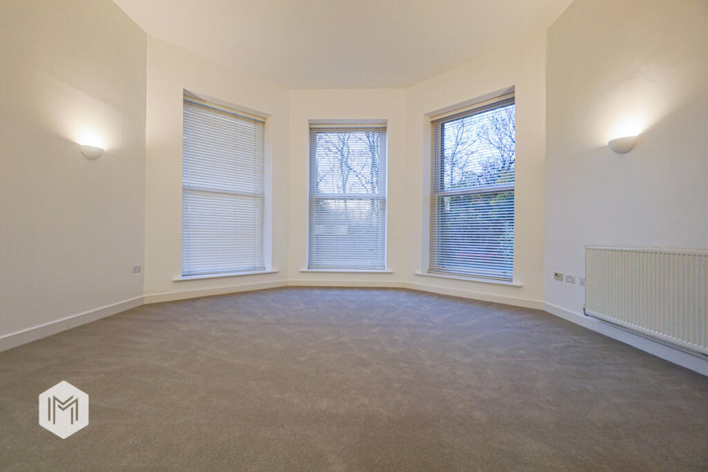 Additional property image - Clevelands Drive, Bolton, Greater Manchester, BL1 5GJ