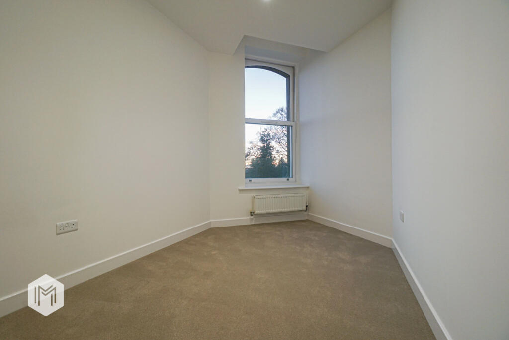 Additional property image - Clevelands Drive, Bolton, Greater Manchester, BL1 5GJ