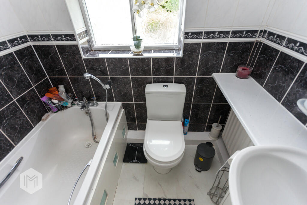 Additional property image - Winterfield Drive, Bolton, Greater Manchester, BL3 4TE