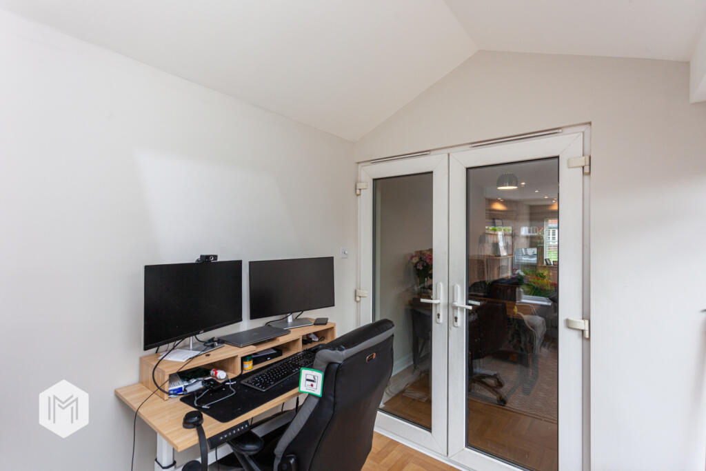 Additional property image - Ashburn Close, Horwich, Bolton, Greater Manchester, BL6 6RN