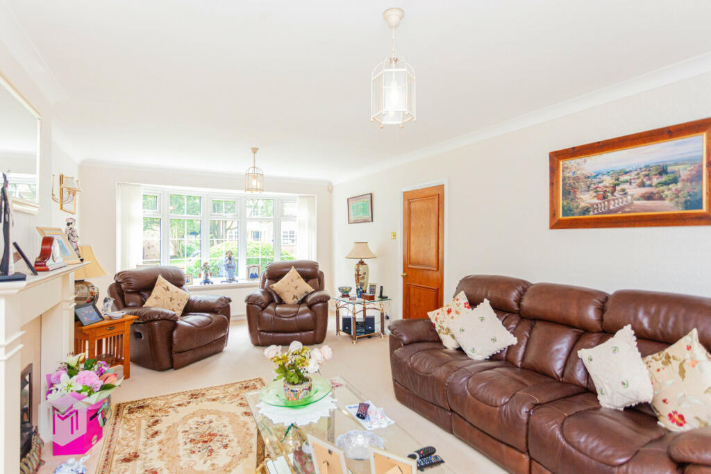 Additional property image - Thorneyholme Close, Lostock, Bolton, Greater Manchester, BL6 4BZ
