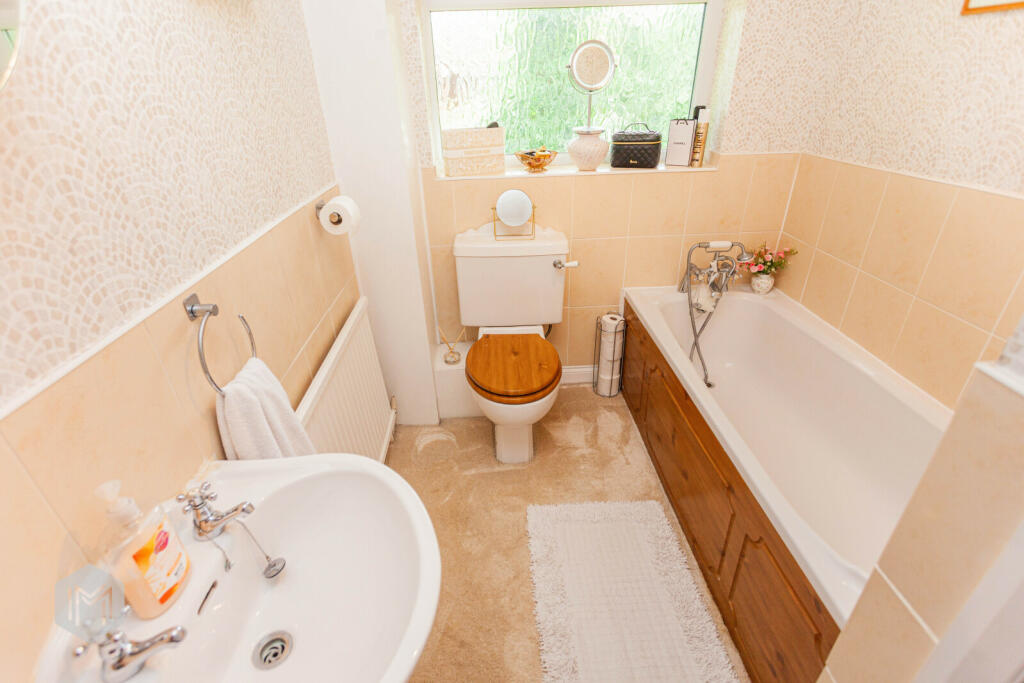Additional property image - Thorneyholme Close, Lostock, Bolton, Greater Manchester, BL6 4BZ