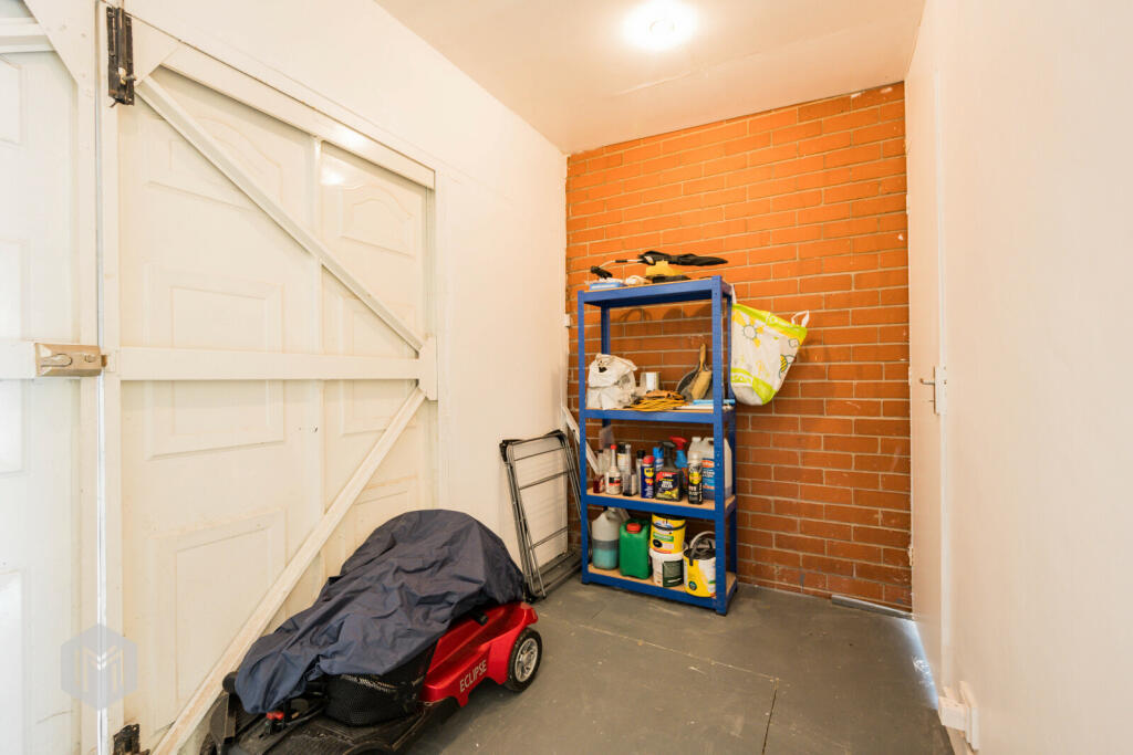 Additional property image - Parkfield Avenue, Farnworth, Bolton, BL4 9PZ